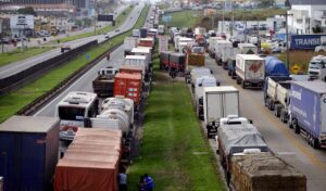 caminhoneiros greve